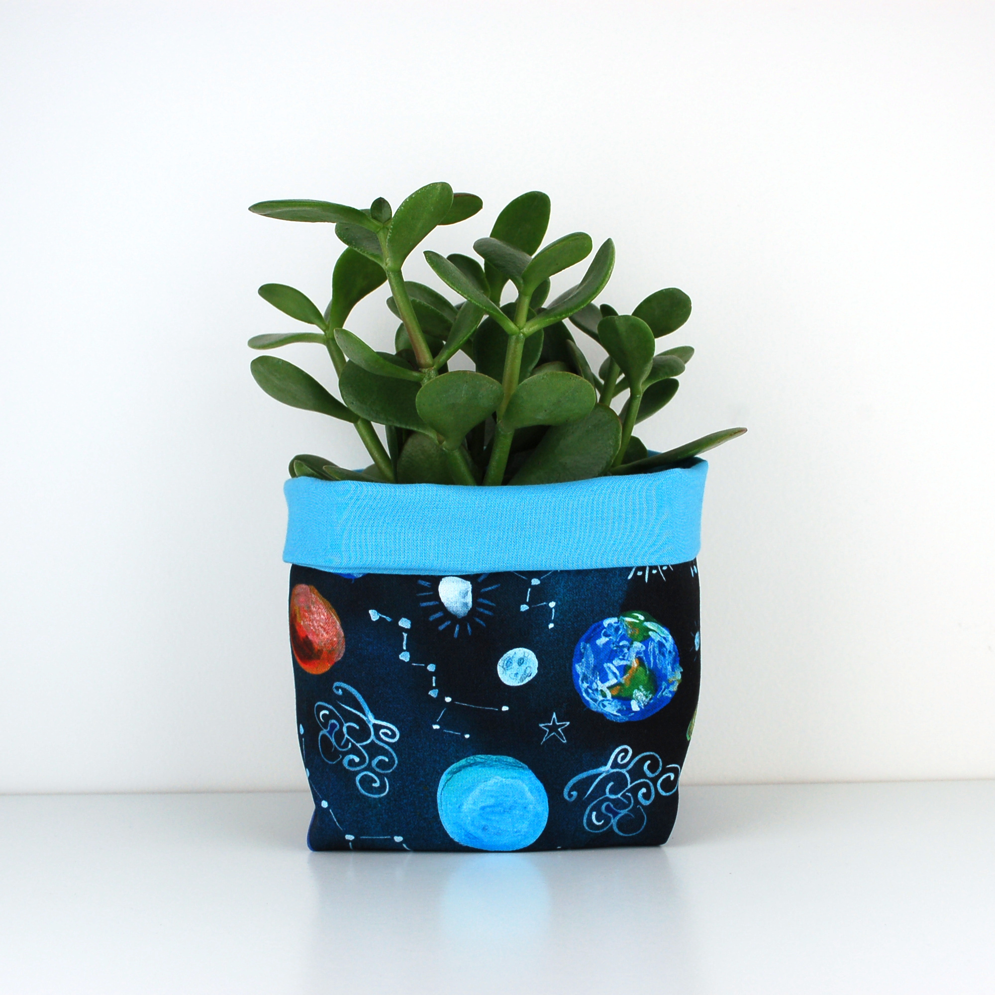 Easy DIY Paper Plant Pot Covers - With Old Maps - Pillar Box Blue